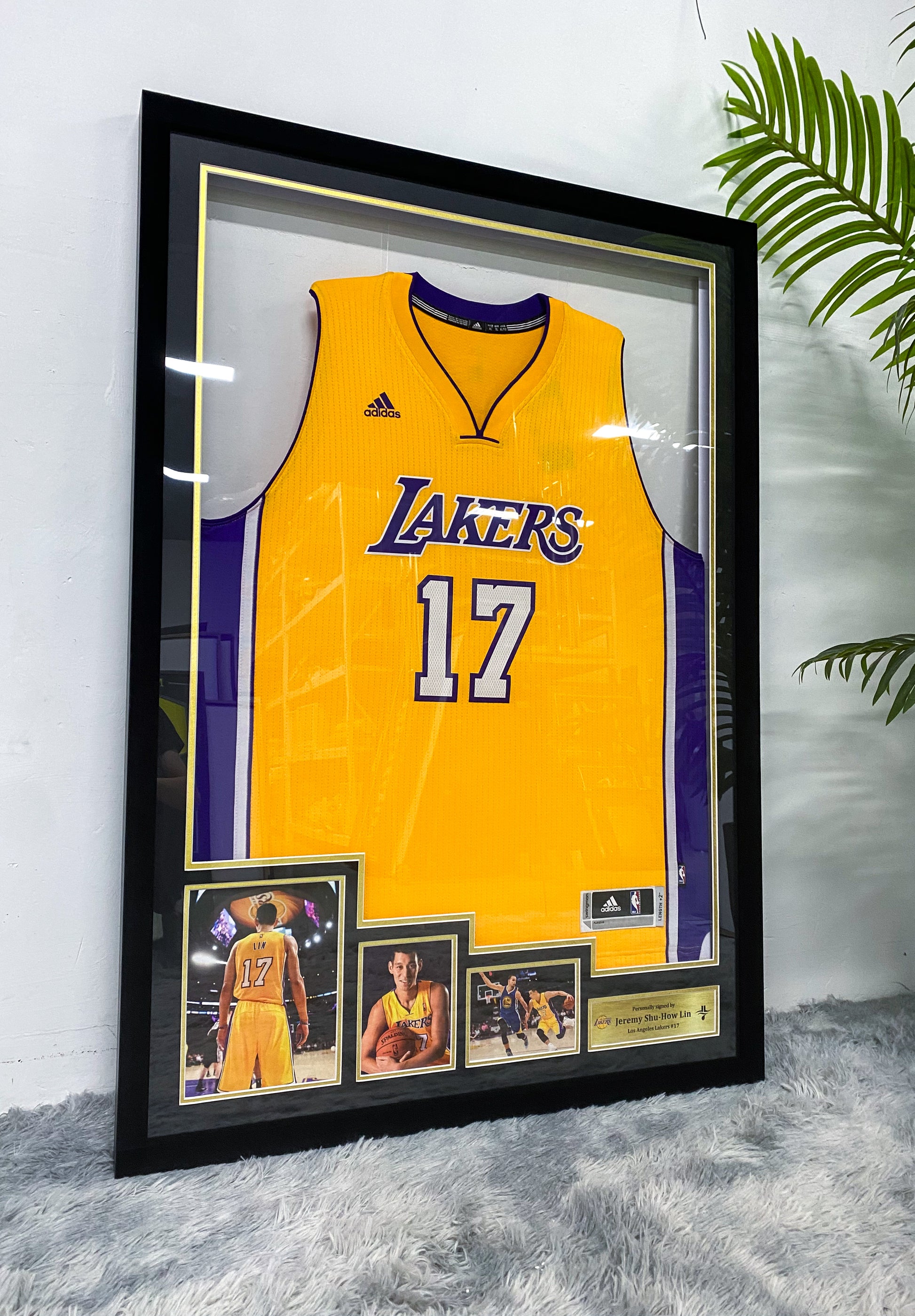 Jeremy Lin Los Angeles Lakers Signed Jersey Framed
