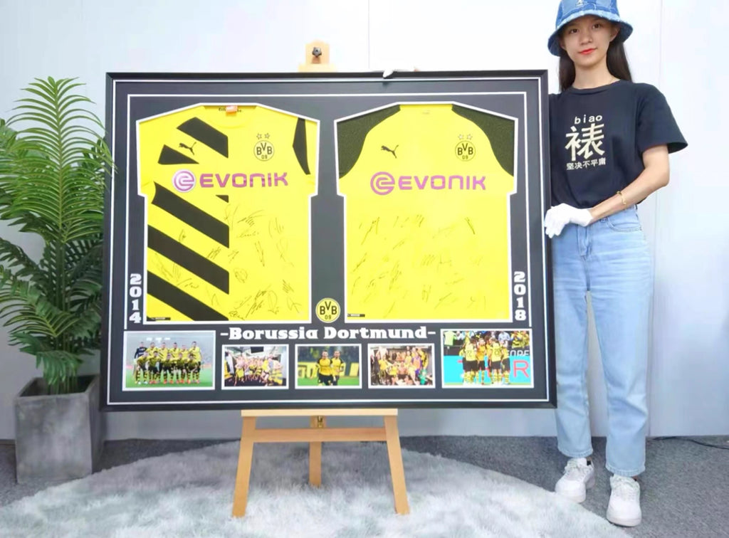 Borussia Dortmund Autographed Jersey Jersey Framing