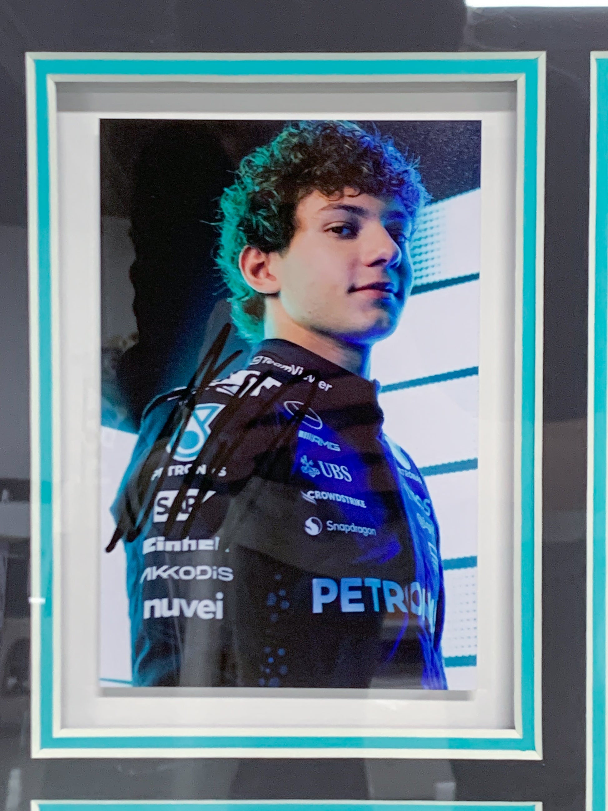 F1 Custom Framing