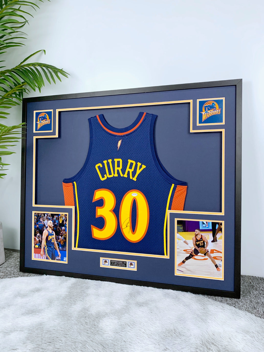 Golden State Warriors Stephen Curry Autographed Jersey with Personalized Custom Design Framed SC00002