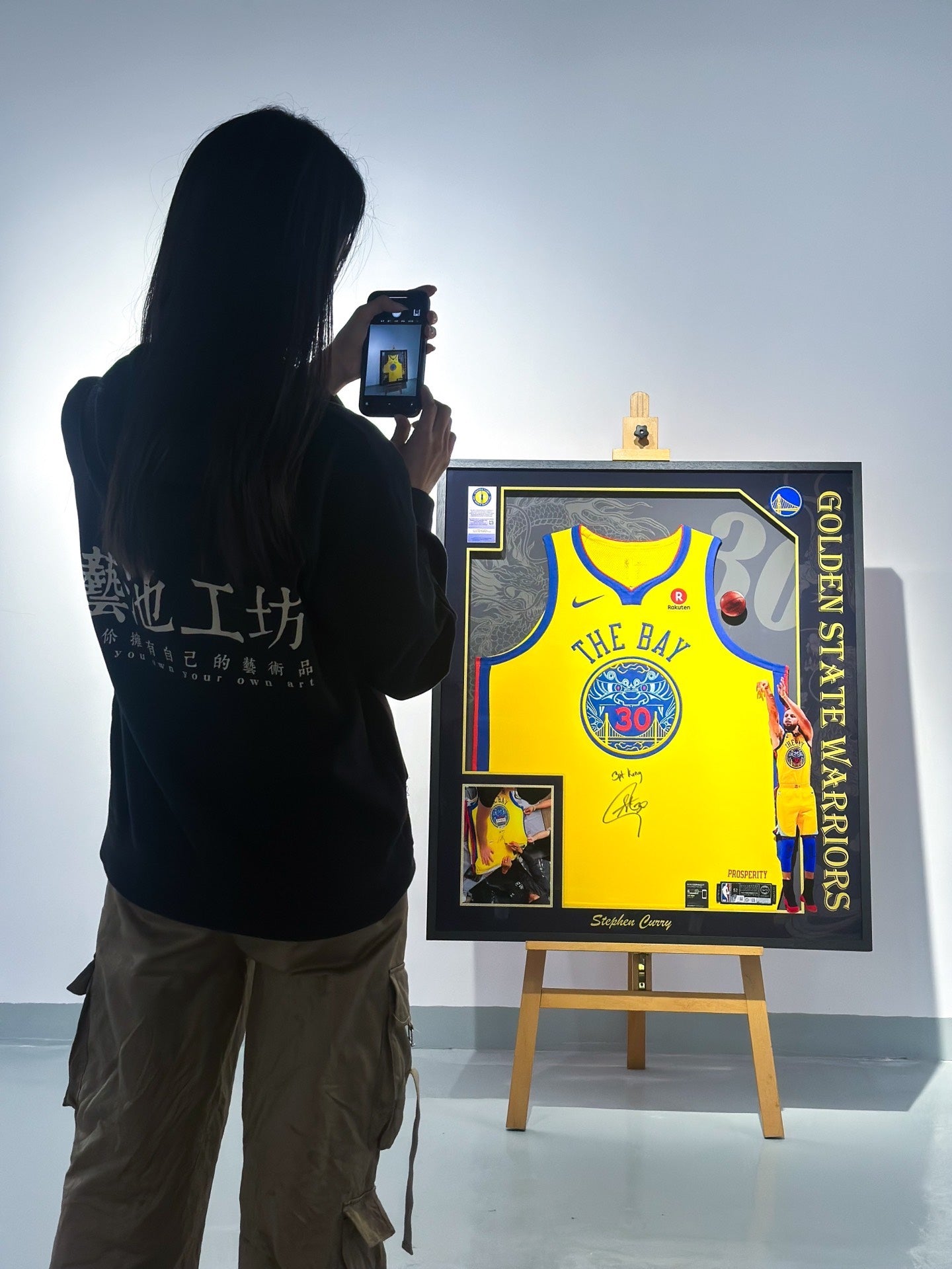 Golden State Warriors Stephen Curry Autographed Jersey with Personalized Custom Design Framed 000011