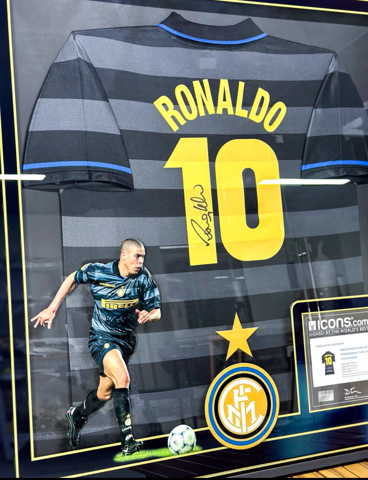 Ronaldo Lima Inter Milan Jersey – Autographed Custom Framing