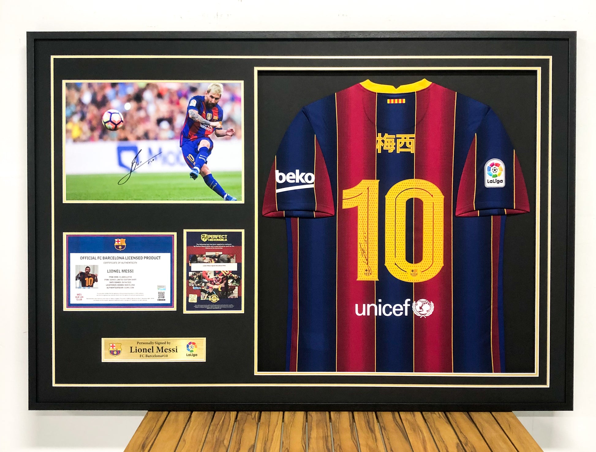 Lionel Messi FC Barcelona Jersey – Autographed Custom Framing
