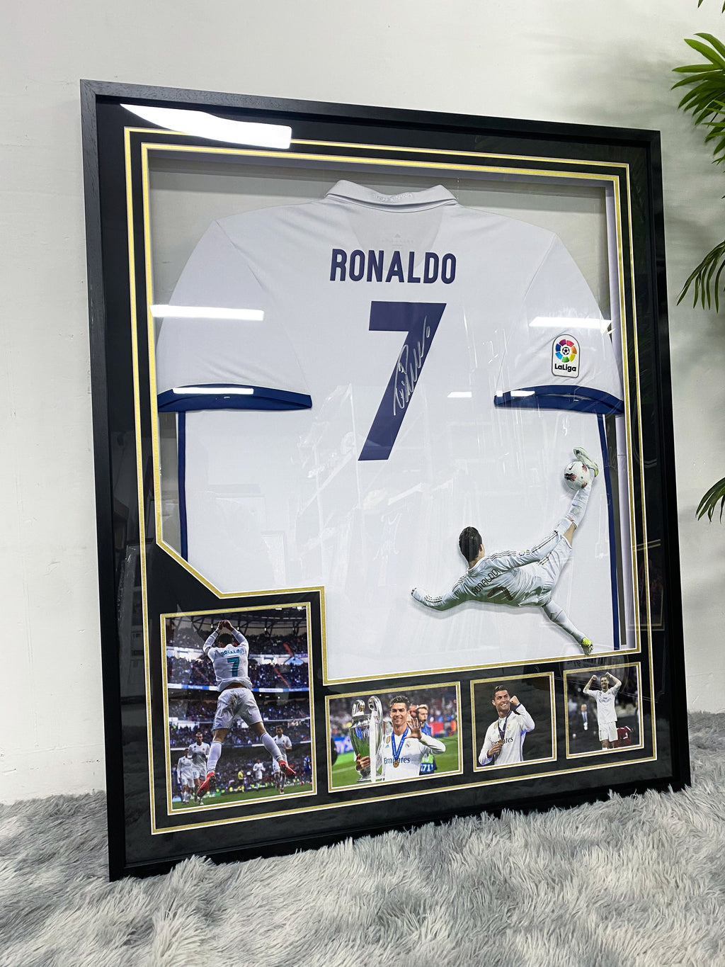 Cristiano Ronaldo Real Madrid #7 Jersey Framed