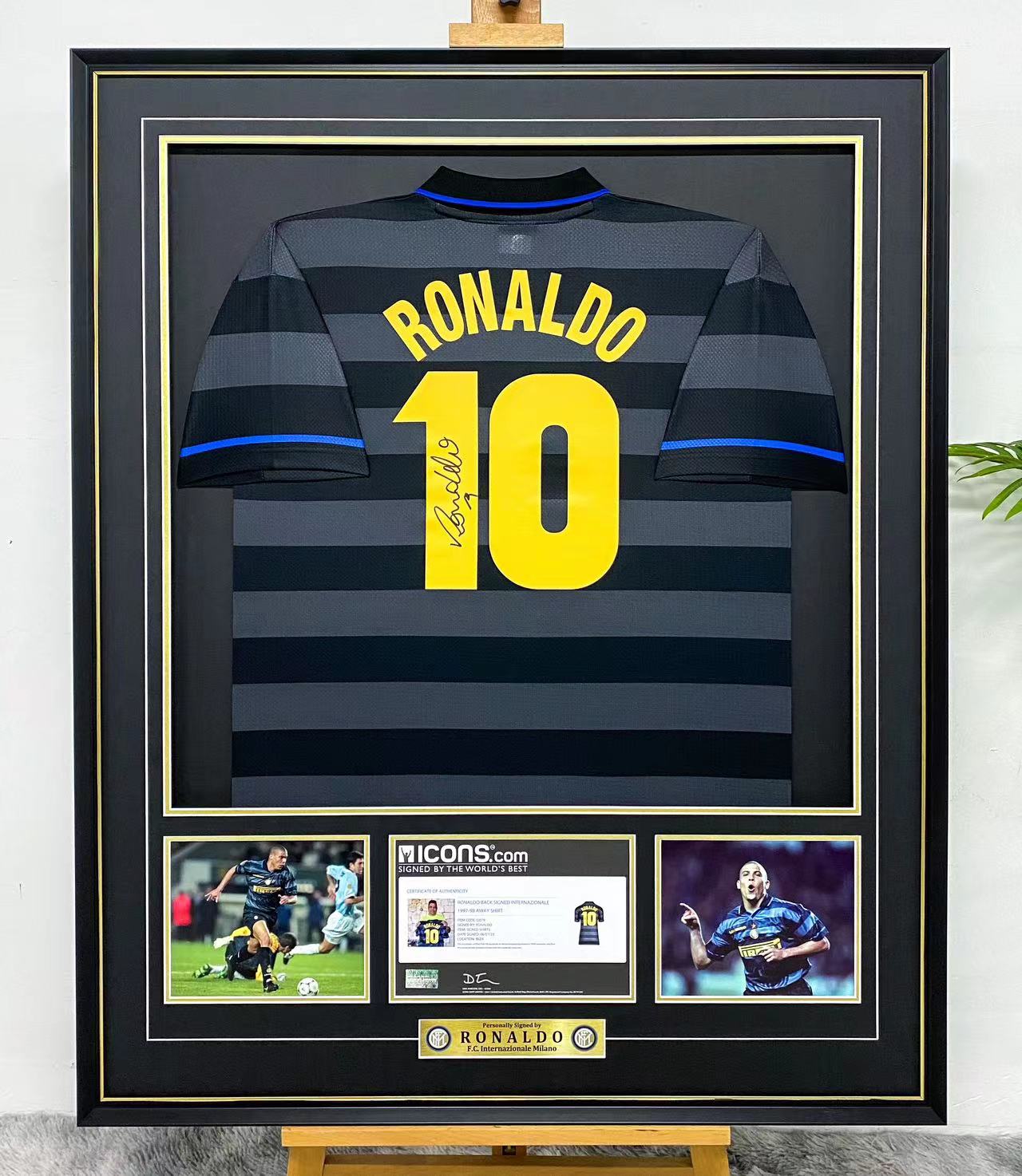 Ronaldo Lima Inter Milan Autographed Custom Framed Jersey