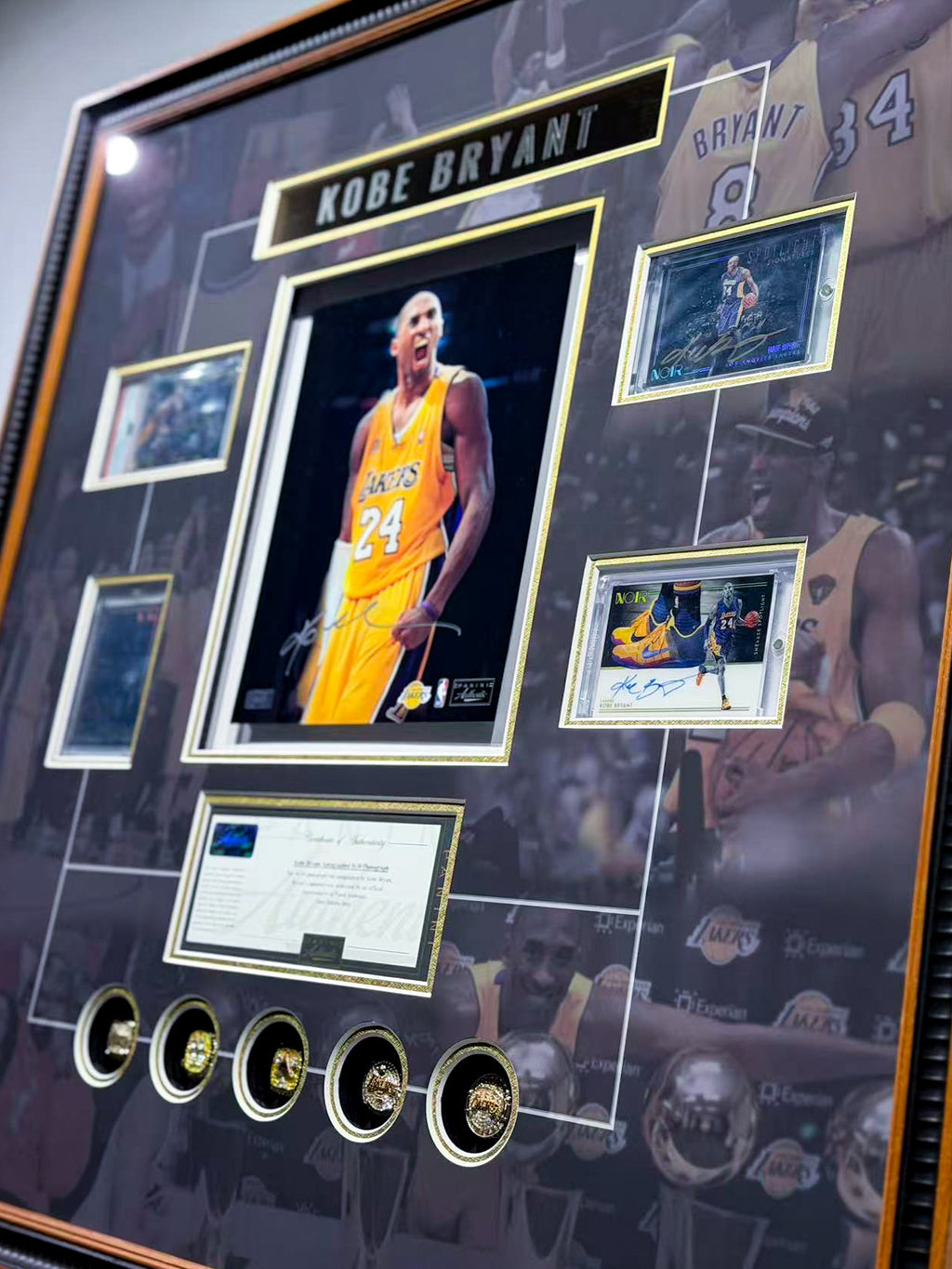 Kobe Bryant Los Angeles Lakers Autograph Photo & Sports Card Championship Rings Display Framing Sentimental Item