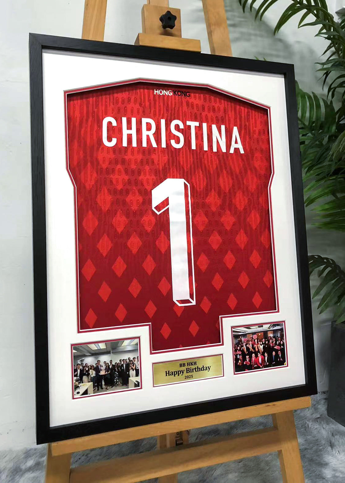 T-shirt HK Sentimental Item Framed