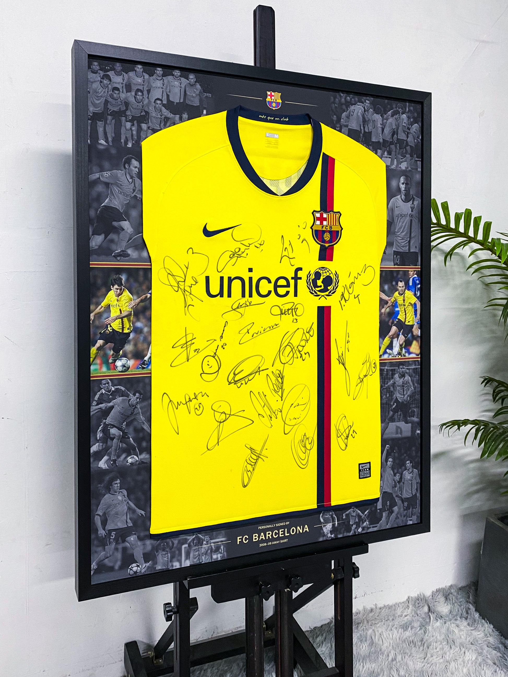 FC Barcelona 2008-09 Team Signed Framed Jersey
