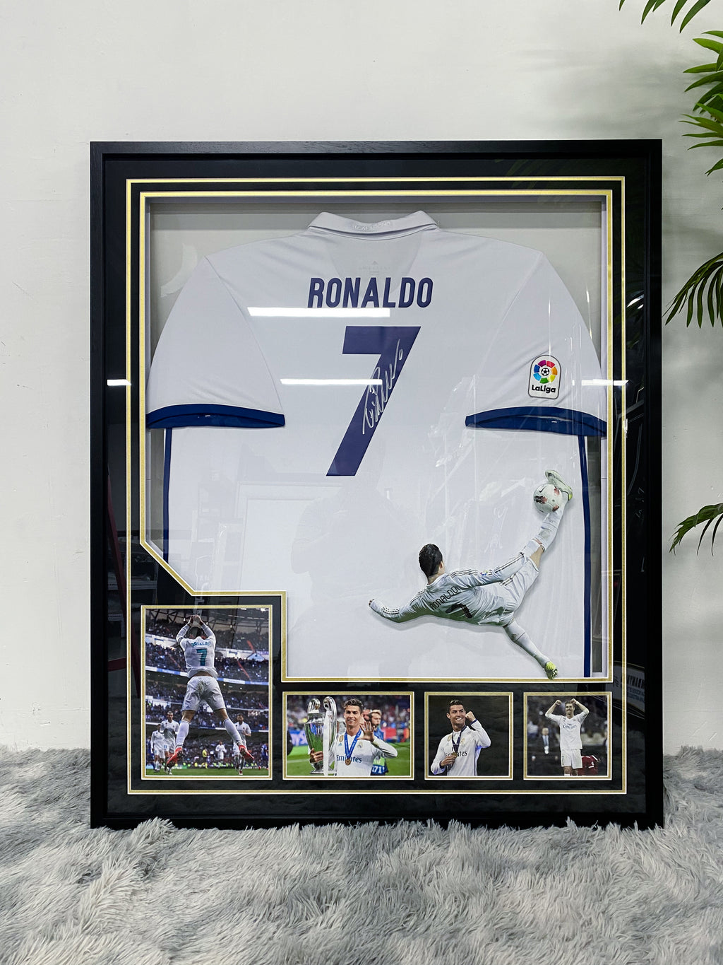 Cristiano Ronaldo Real Madrid #7 Jersey Framed