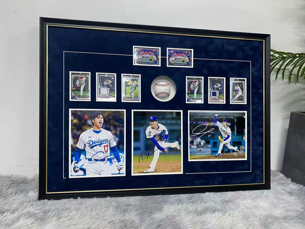 Shohei Ohtani Dodgers Autographed Baseball & Cards Framing Sentimental Item
