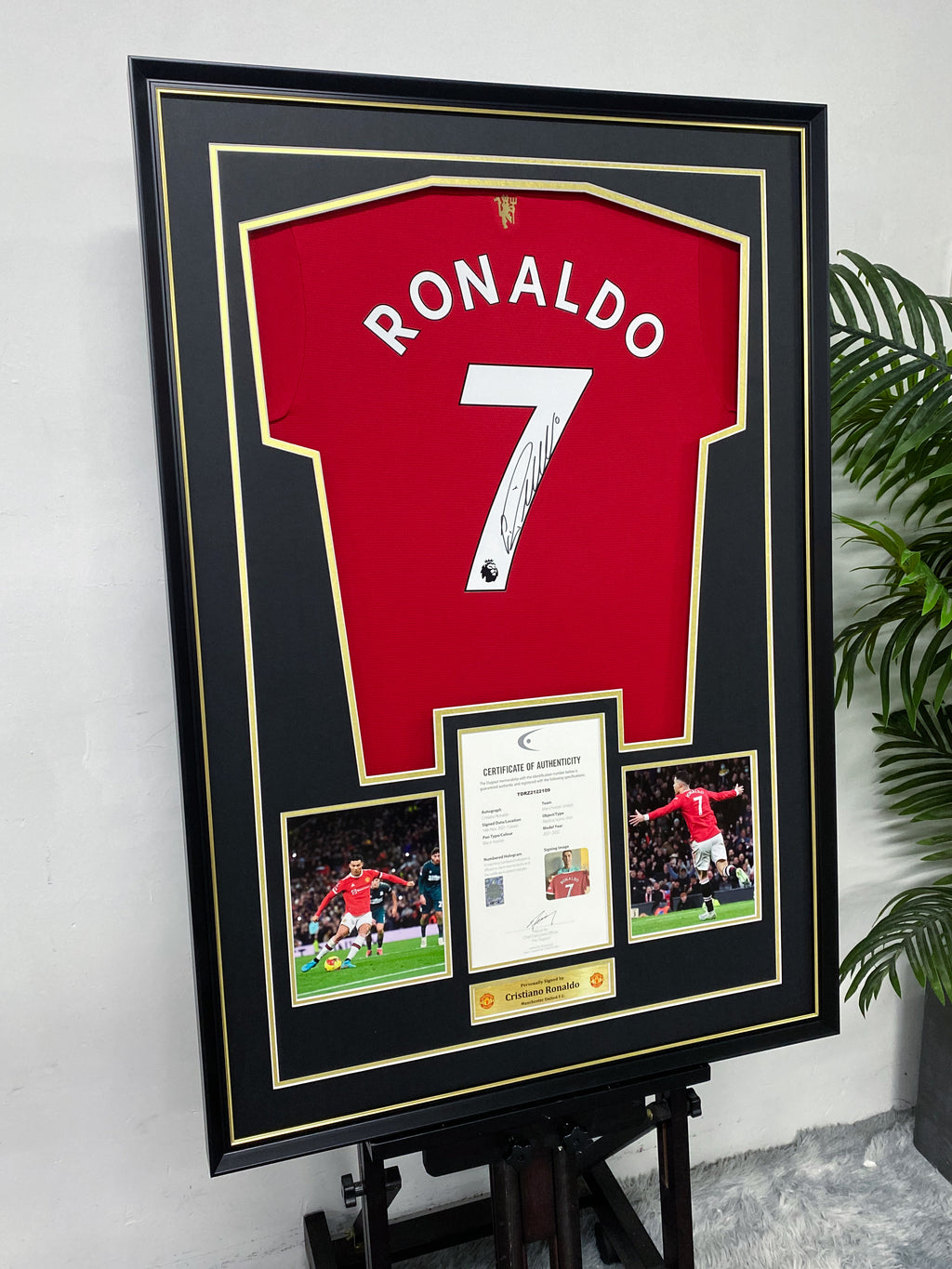 Cristiano Ronaldo Manchester United #7 Jersey Framed