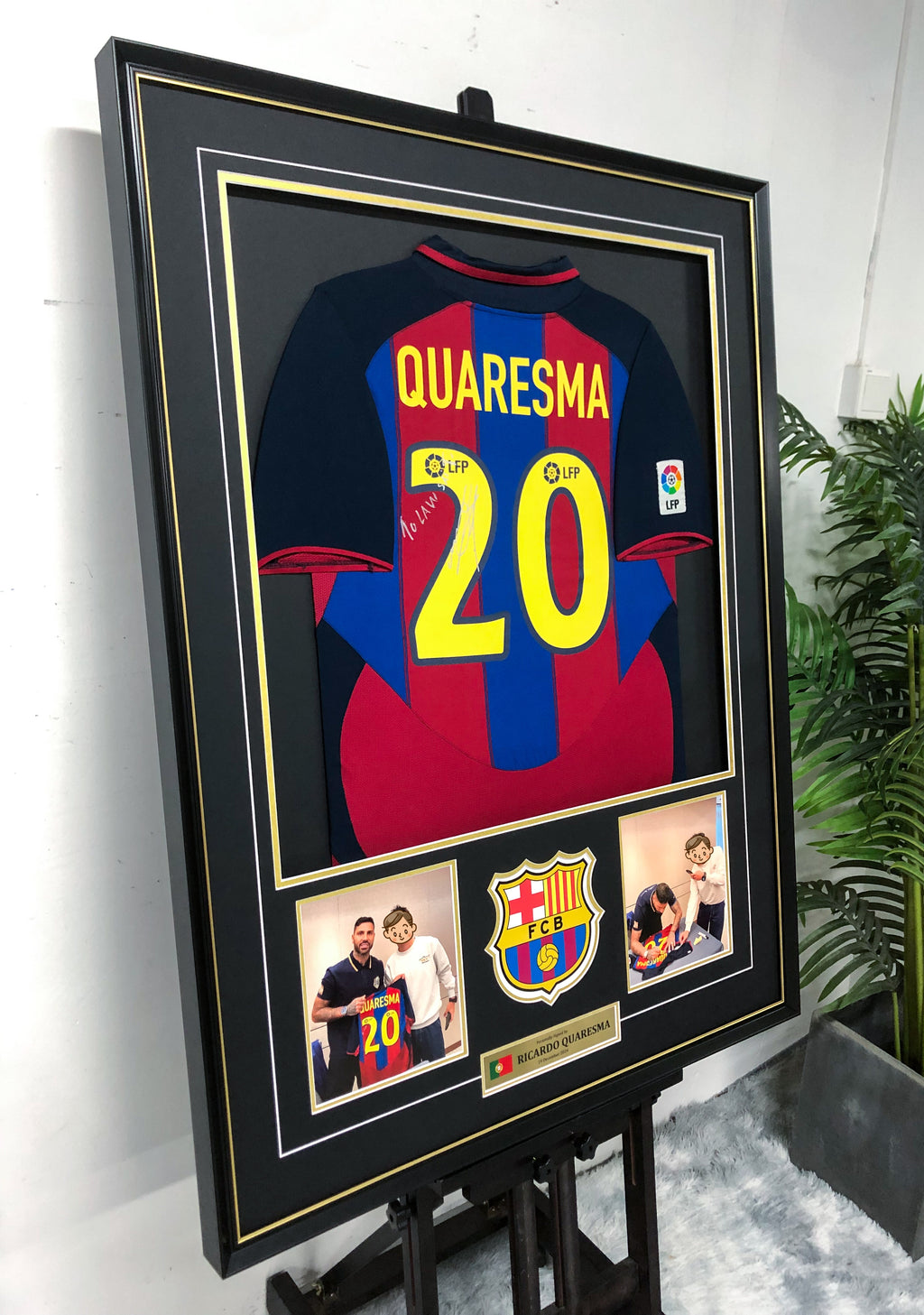 Ricardo Quaresma FC Barcelona Autographed Custom Framed Jersey