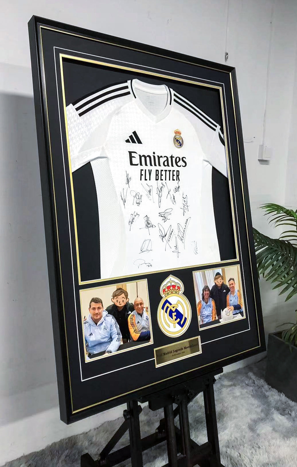Real Madrid CF Custom Framed Signed Jersey