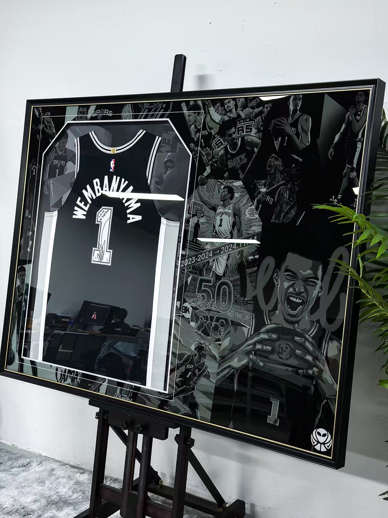 Victor Wembanyama San Antonio Spurs Autographed Custom Framed Jersey