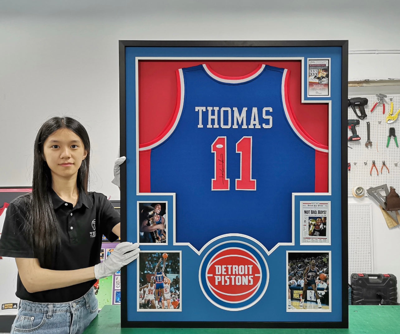 Thomas Detroit Pistons Autographed Jersey Custom Framing