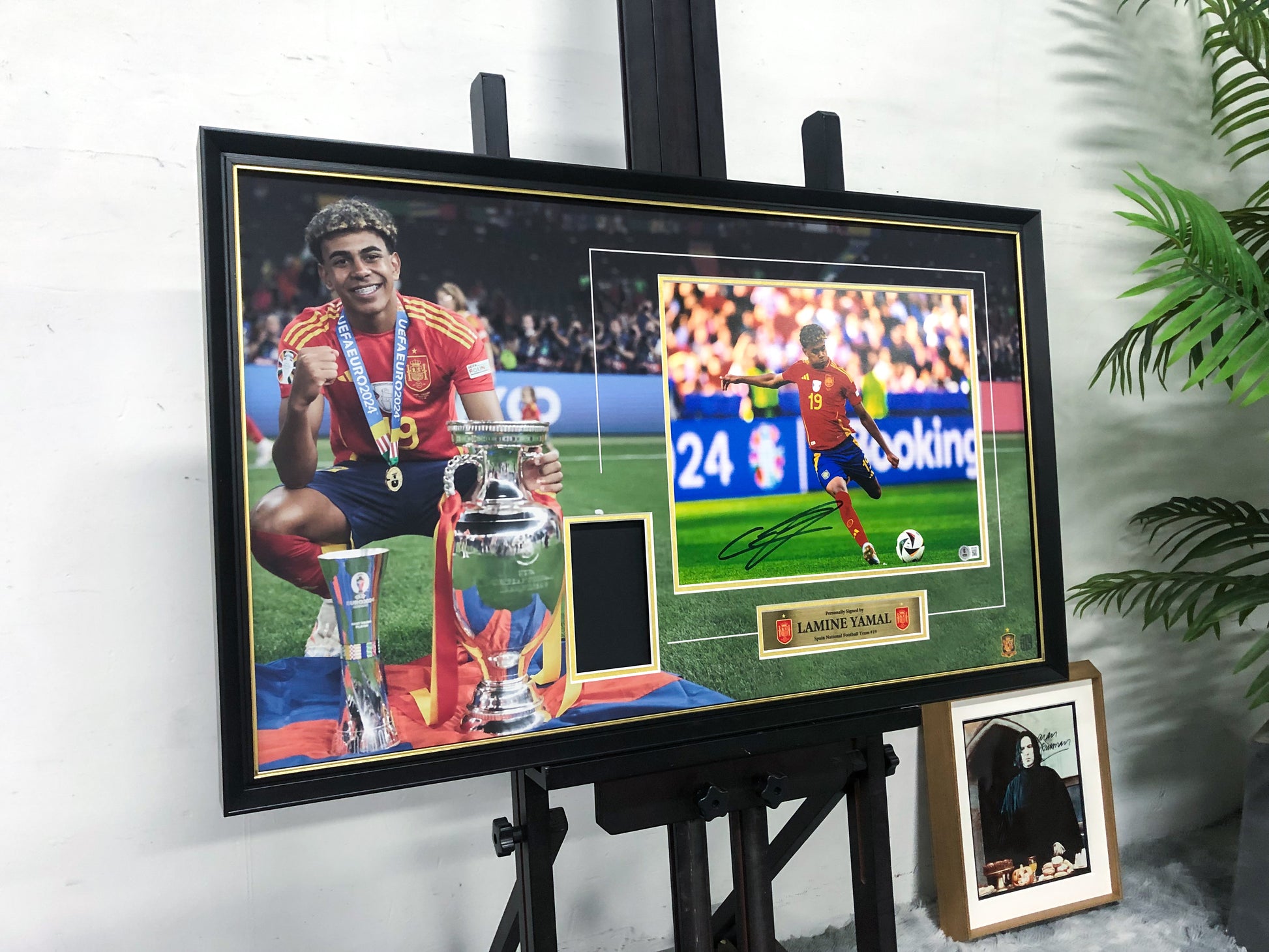 Lamine Yamal Framed Custom Design Poster