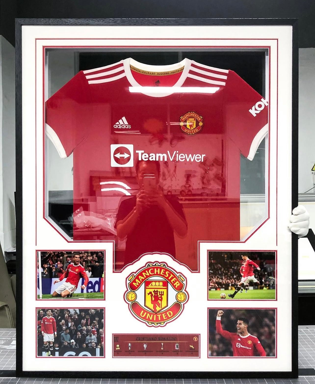 Cristiano Ronaldo Manchester United Autographed Custom Framed Jersey