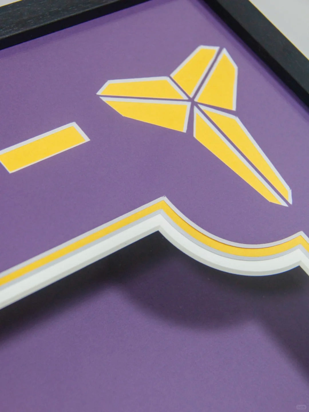 Los Angeles Lakers Kobe Bryant Autographed Jersey with Personalized Custom Design Framed 000038