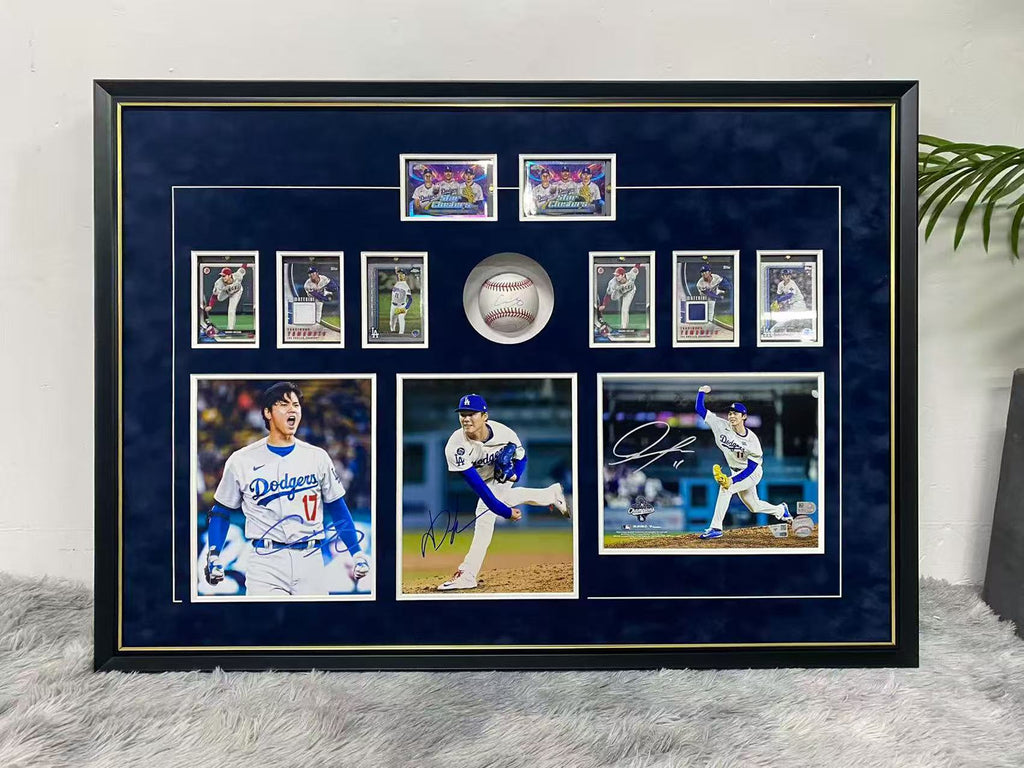 Shohei Ohtani Dodgers Autographed Baseball & Cards Framing Sentimental Item