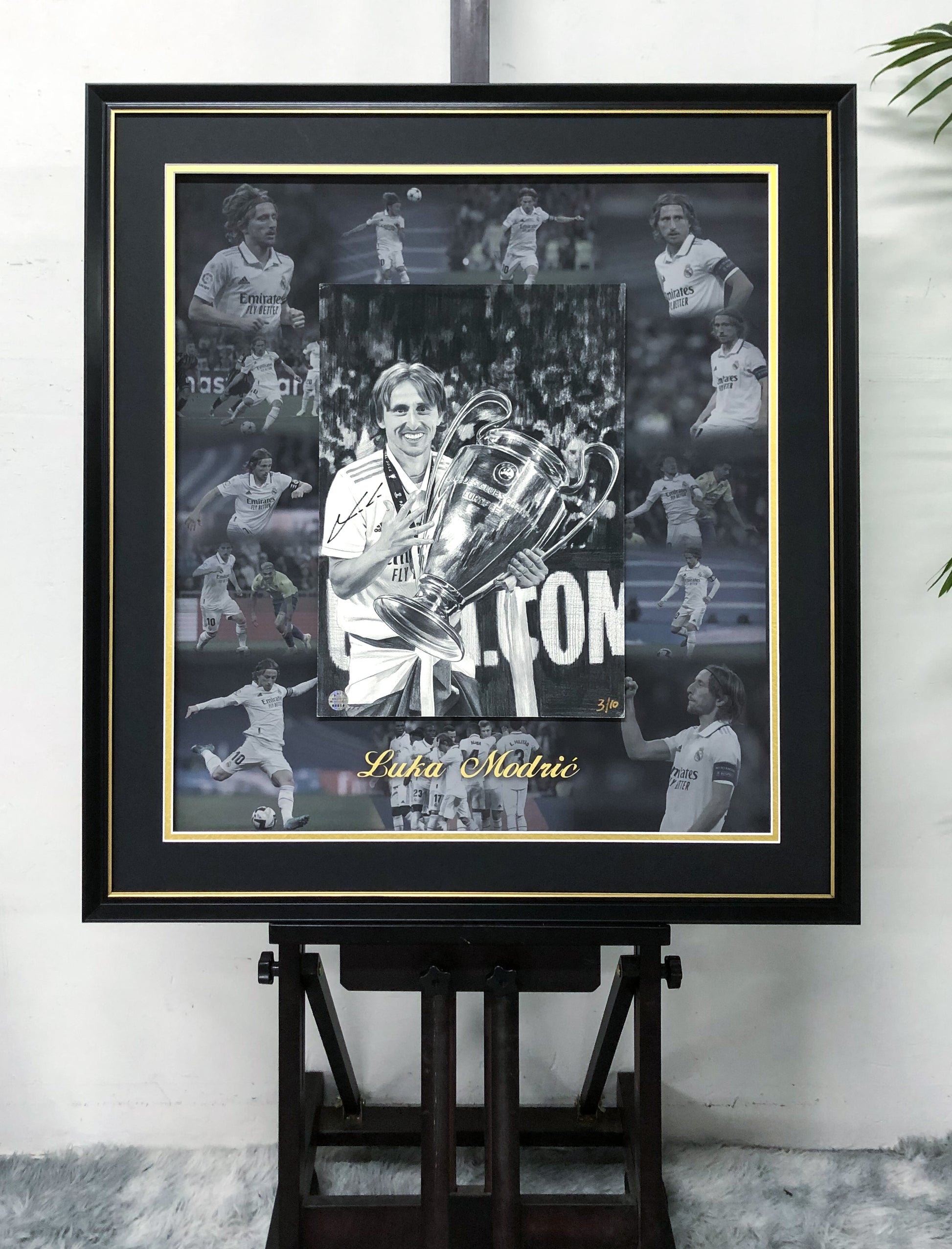 Luka Modrić Real Madrid Autographed Custom Framed Poster