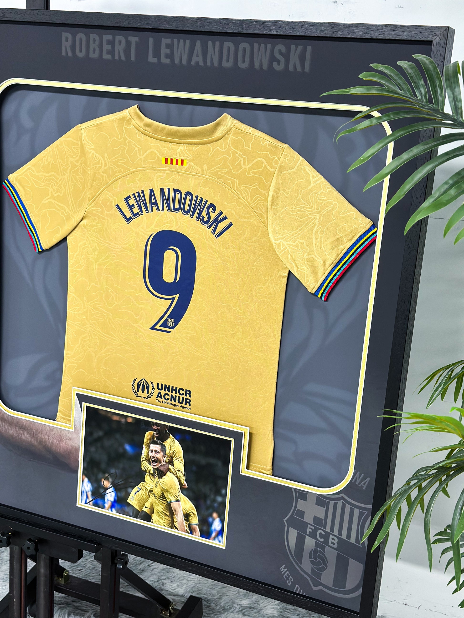 Robert Lewandowski FC Barcelona Jersey Custom Framing