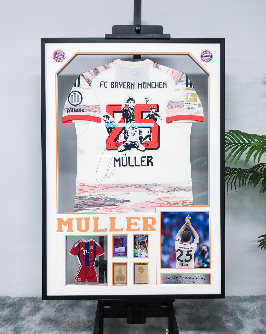 Thomas Müller FC Bayern Munich Jersey – Autographed Custom Framing