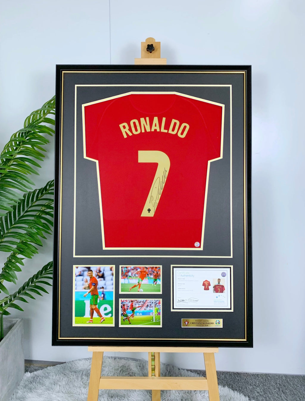Cristiano Ronaldo Manchester United Autographed Custom Framed Jersey