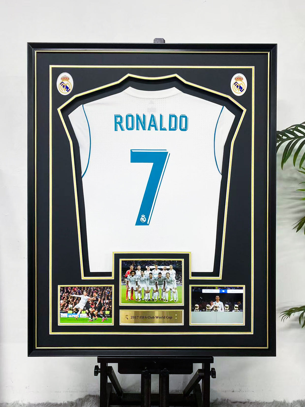 Cristiano Ronaldo Real Madrid 7 Jersey 2017 Club World Cup Display Frame