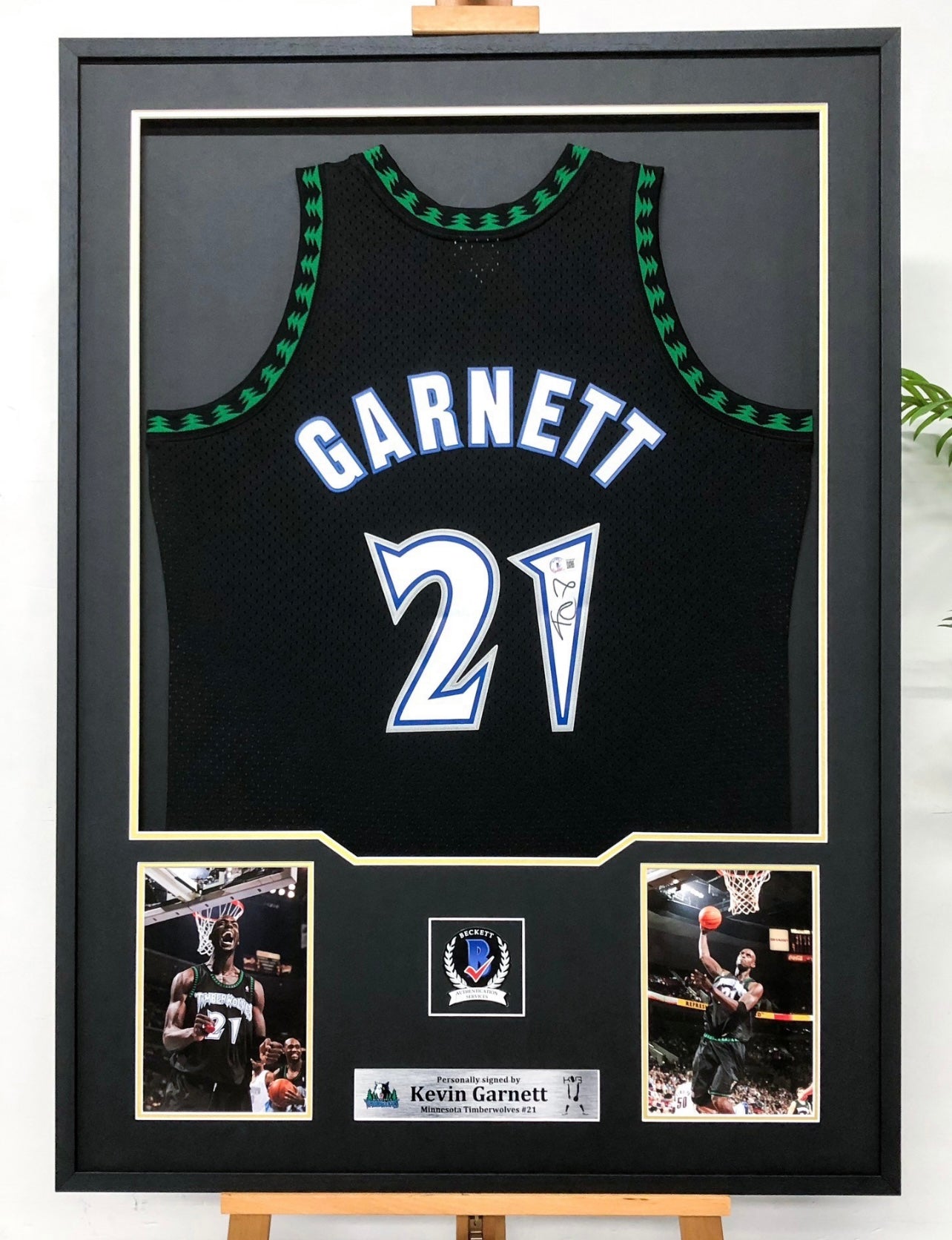 Kevin Garnett Minnesota Timberwolves Autographed Custom Framed Jersey
