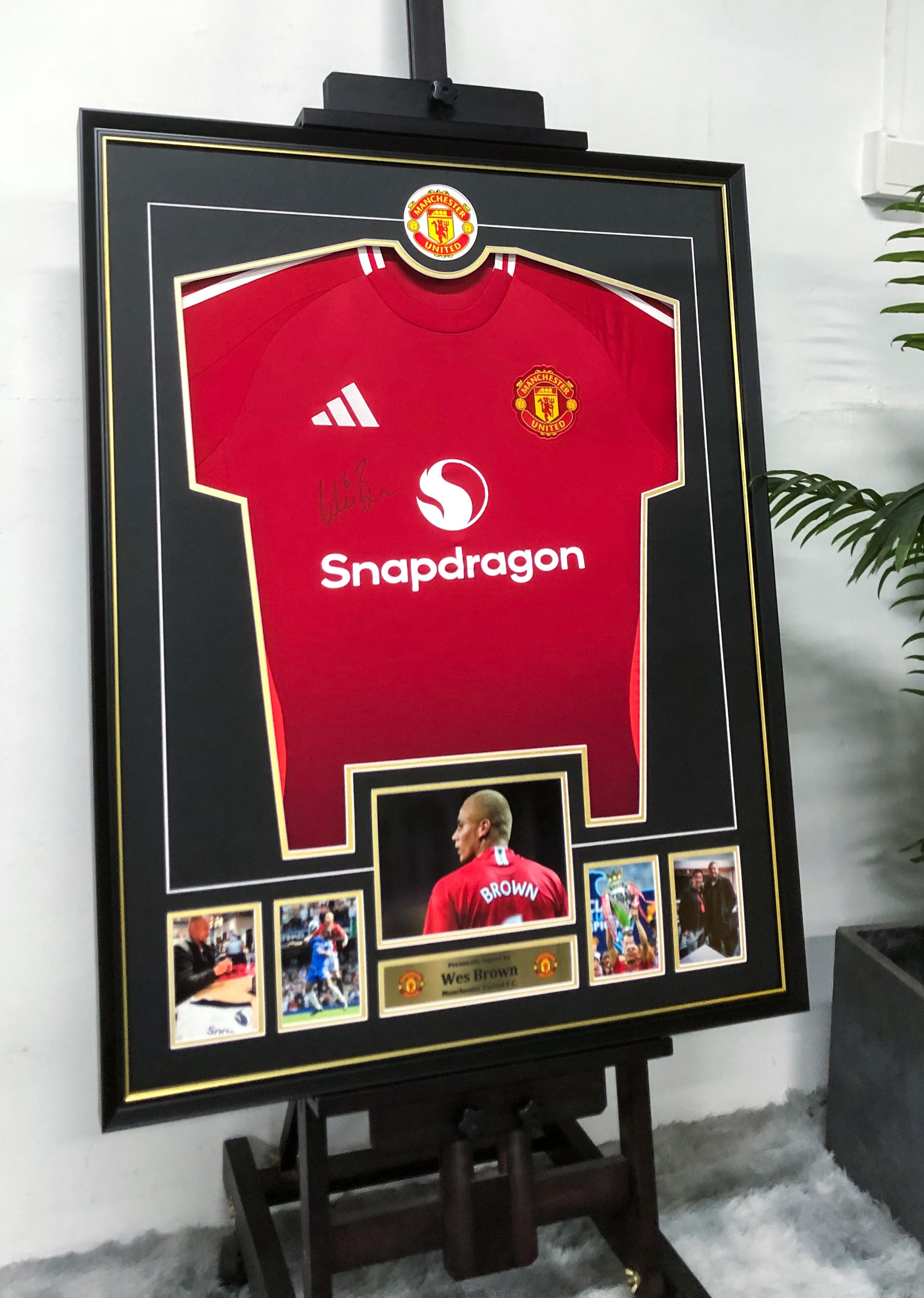 Wes Brown Manchester United Autographed Jersey Custom Framing