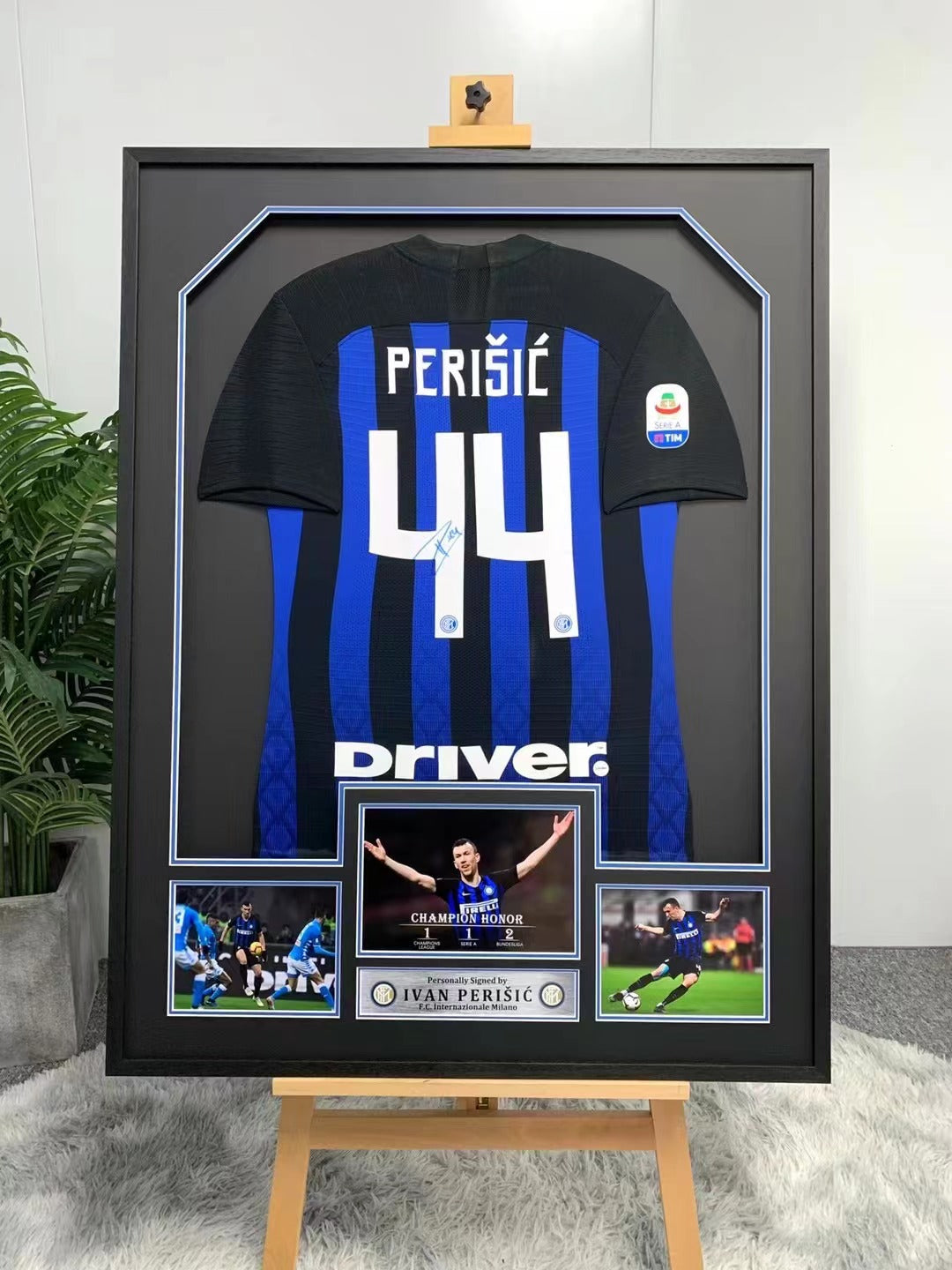 Ivan Perisic Inter Milan Signed Jersey Framing