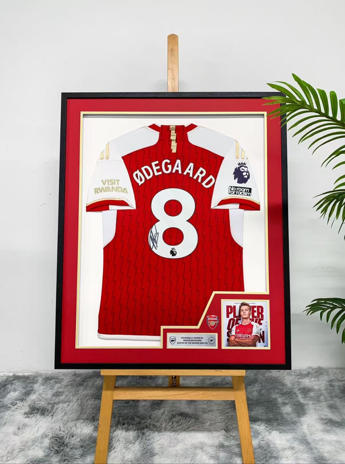 Martin Ødegaard Arsenal Jersey Framing Custom Framing