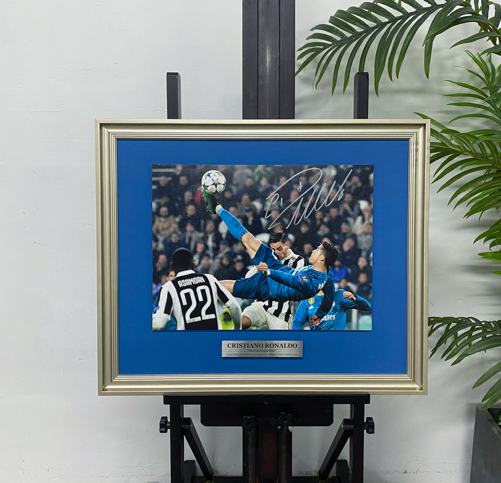ristiano Ronaldo Real Madrid Bicycle Kick Signed Photo Framing