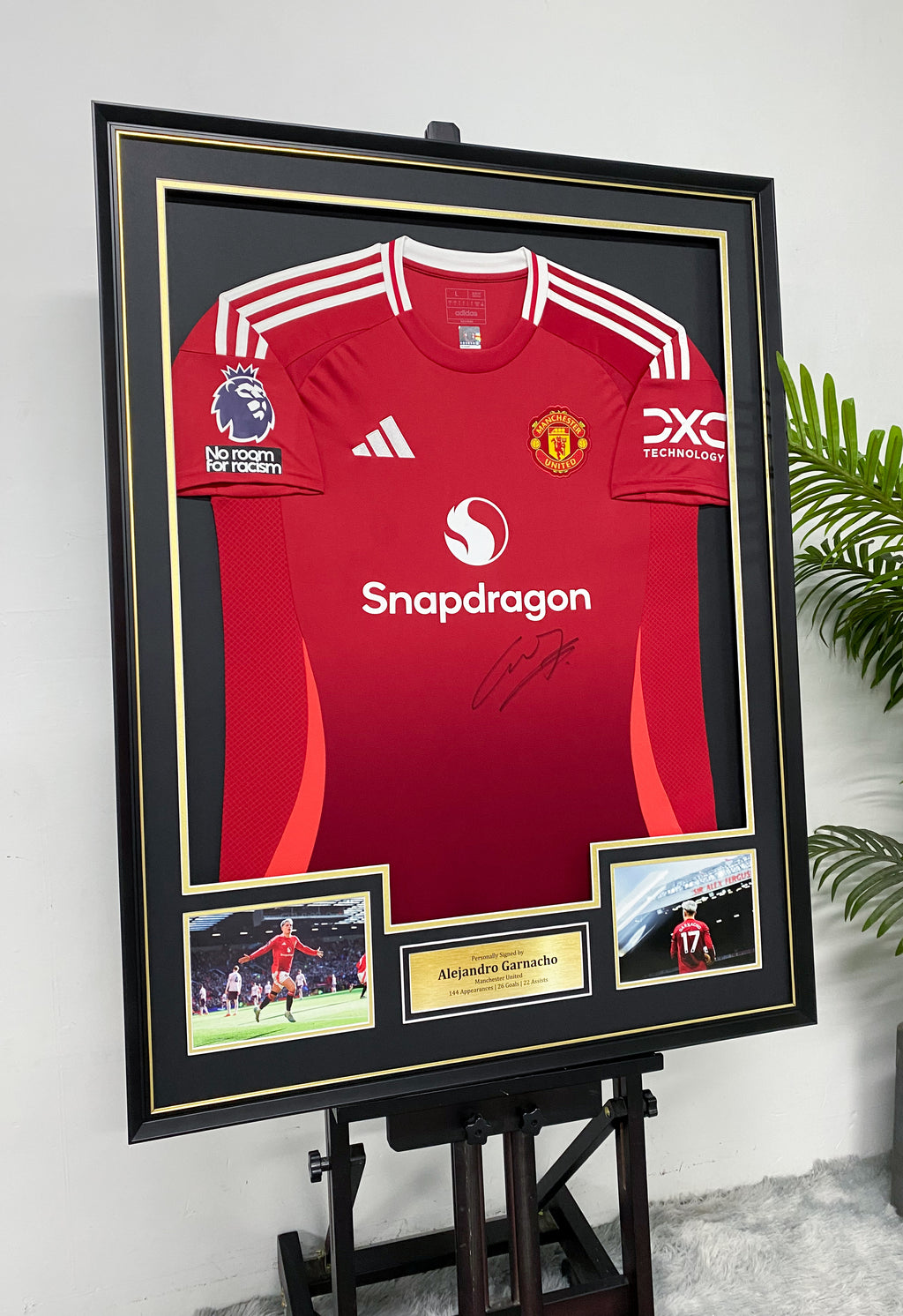 Alejandro Garnacho Manchester United New Season Red Home Signed Jersey Framed Display