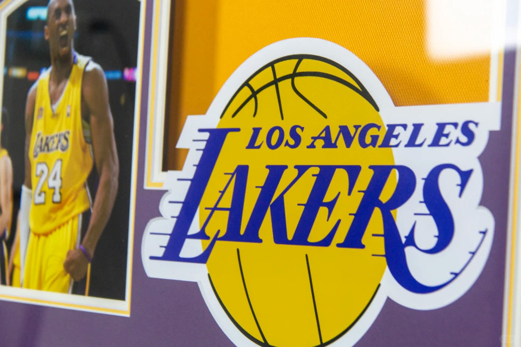 Los Angeles Lakers Kobe Bryant Autographed Jersey with Personalized Custom Design Framed 000038