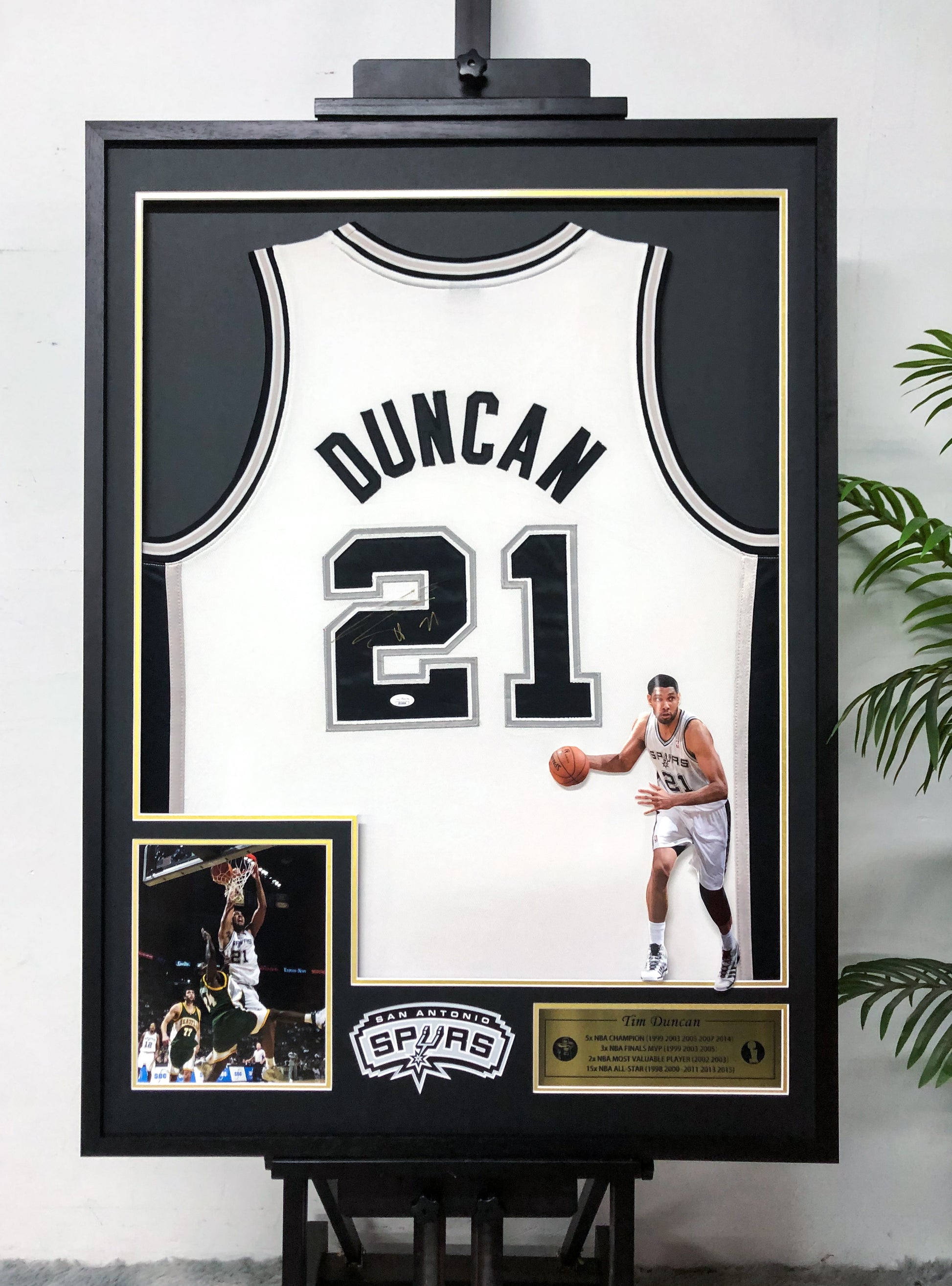 Tim Duncan San Antonio Spurs Autographed Jersey Custom Framed