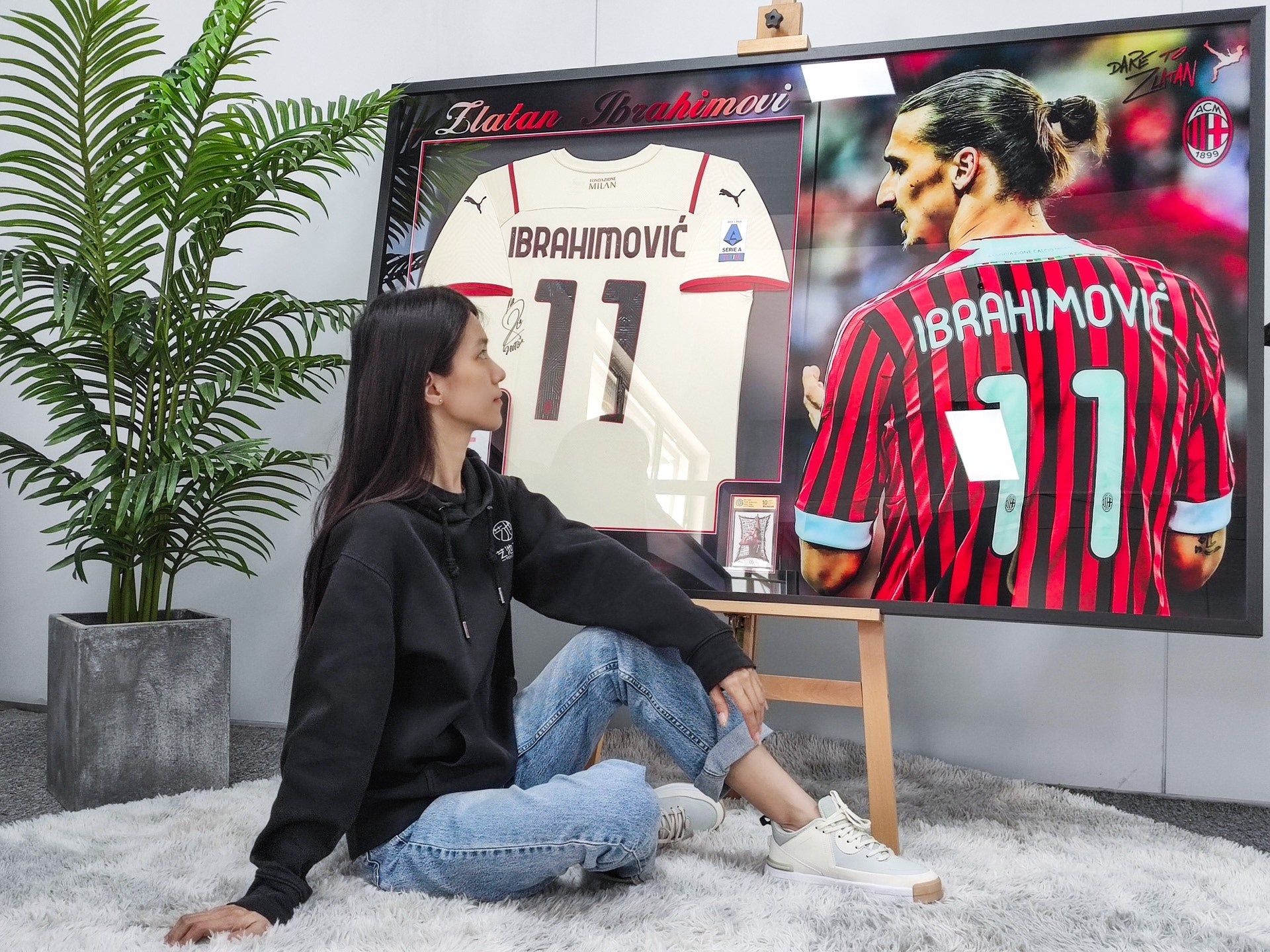 Ibrahimović AC Milan Autographed Jersey Framed