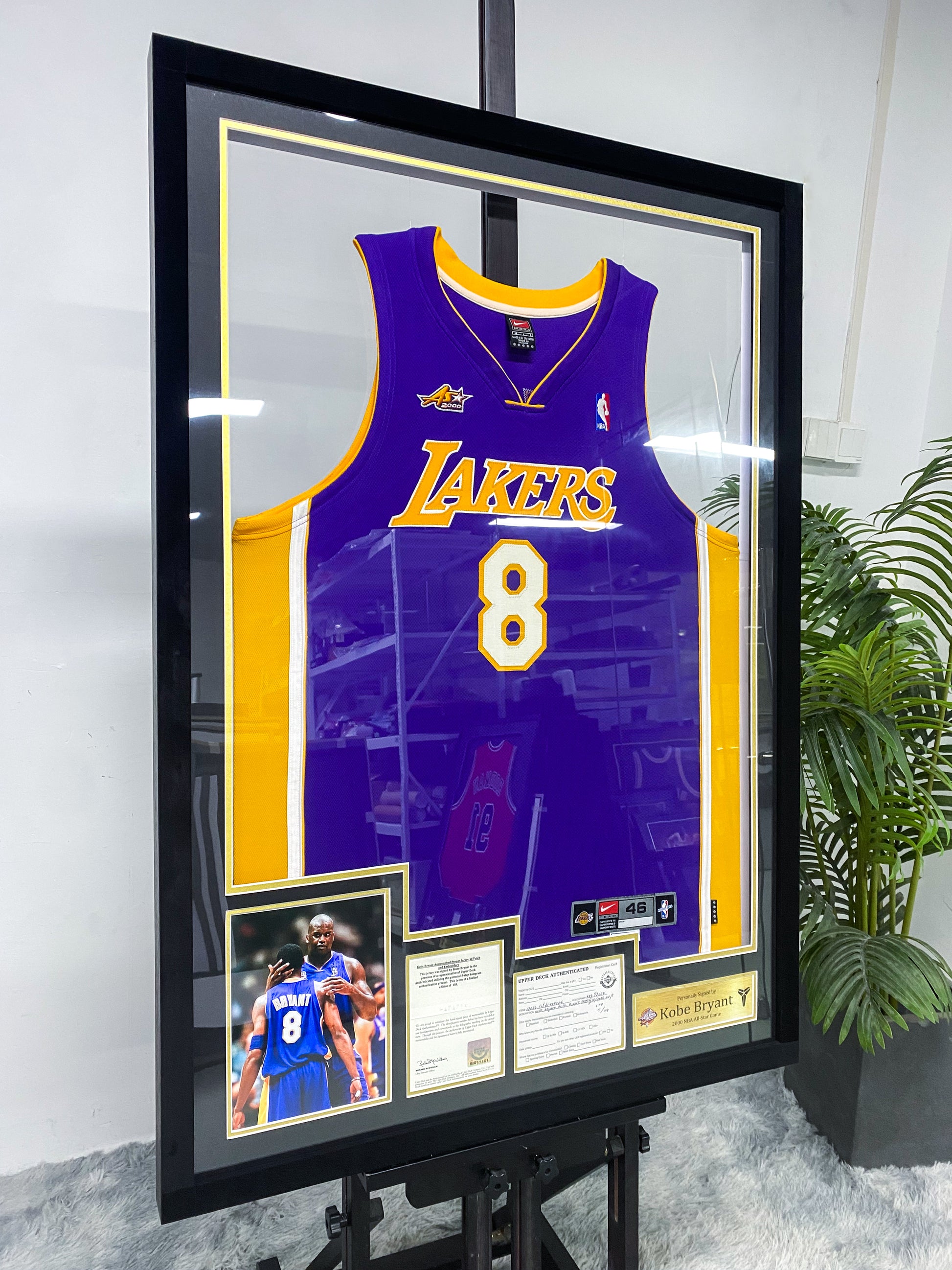 Kobe Bryant Los Angeles Lakers Signed Jersey Framed