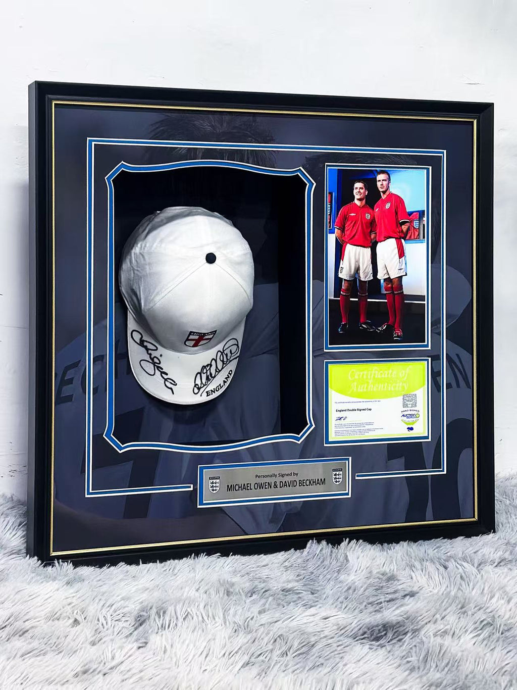 David Beckham & Michael Owen England Signed Cap Framing