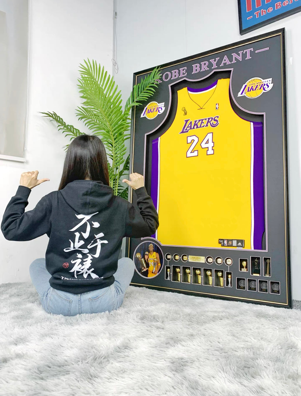 Kobe Bryant Los Angeles Lakers Autographed Jersey Custom Framing