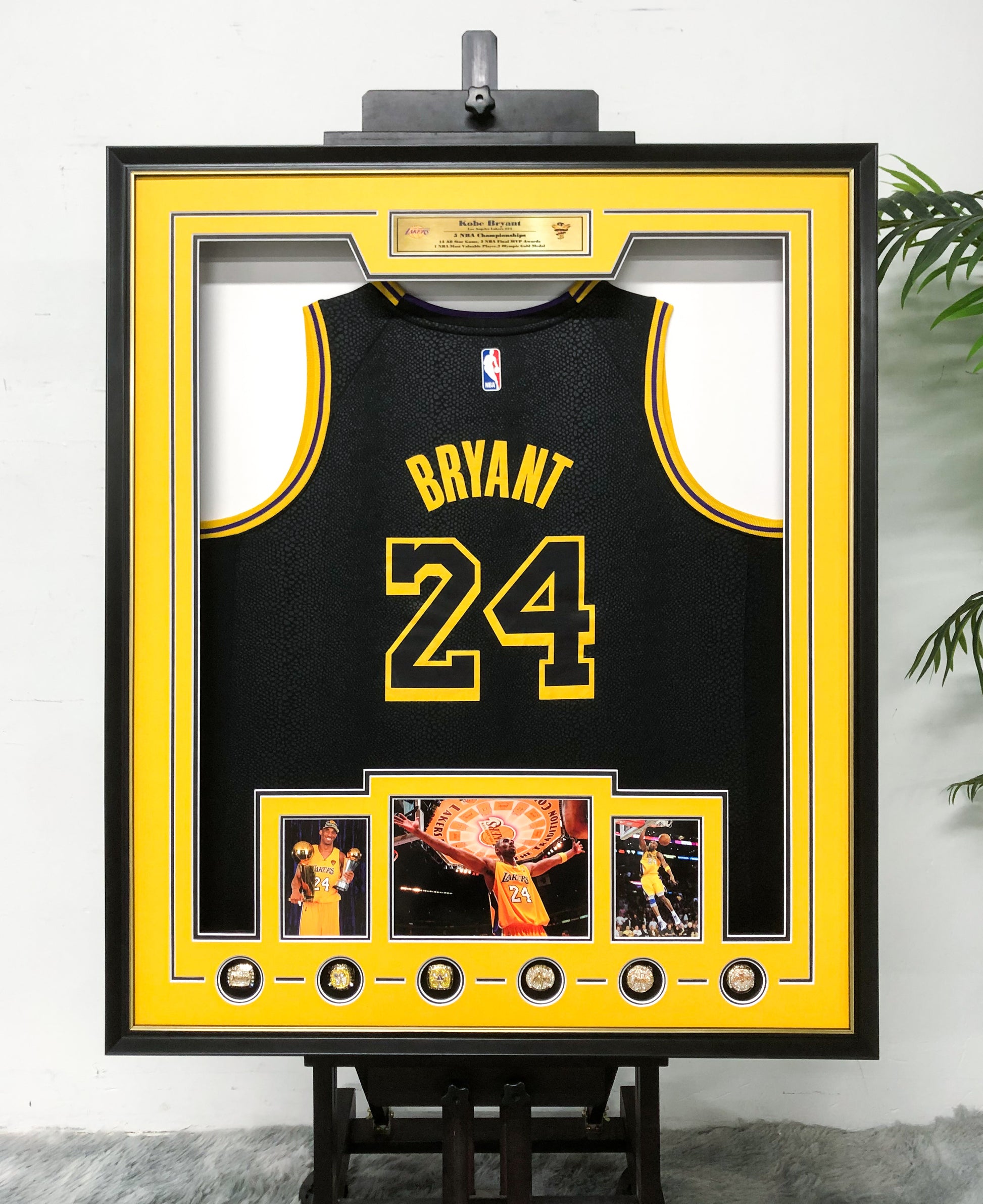 Kobe Bryant Los Angeles Lakers Autographed Jersey Framed