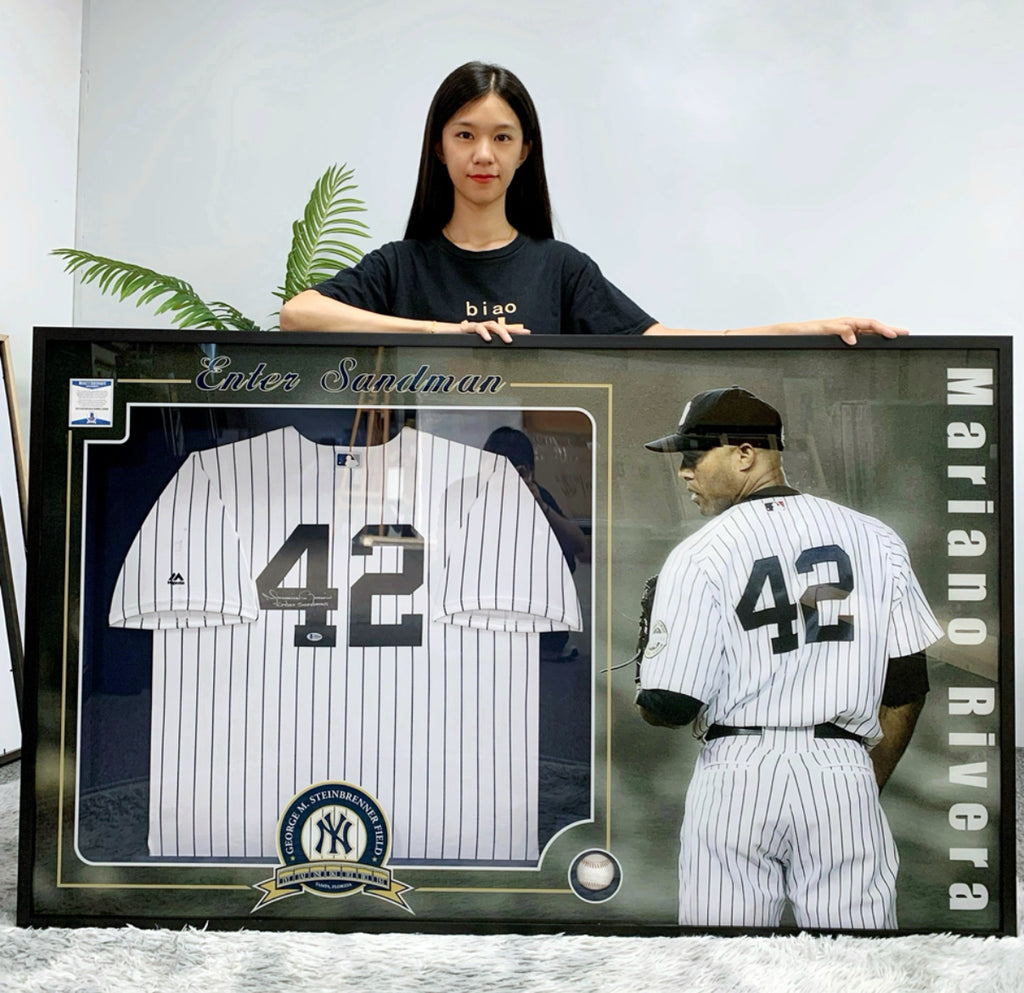 Mariano Rivera New York Yankees Jersey – Autographed Custom Framing