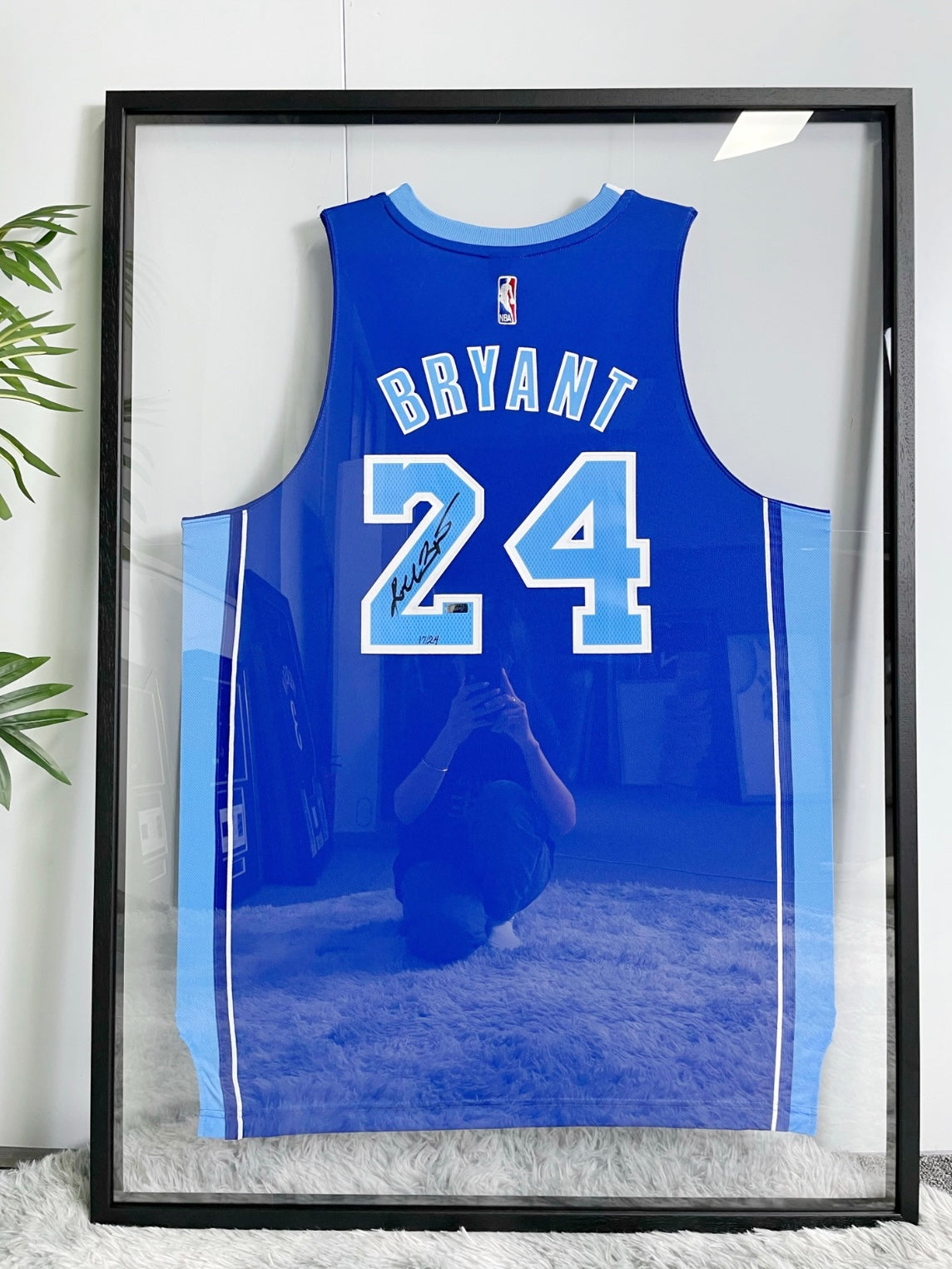 Los Angeles Lakers Kobe Bryant Autographed Framed Jersey