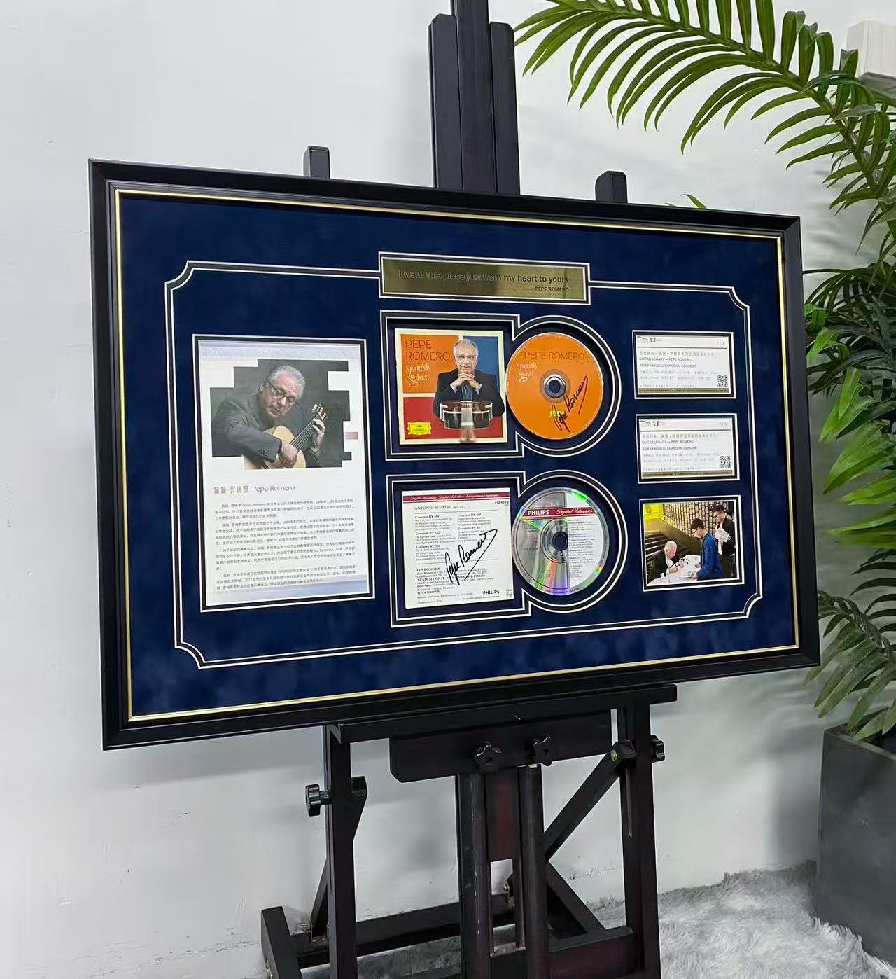Pepe Romero Signed CD & Photos Framing