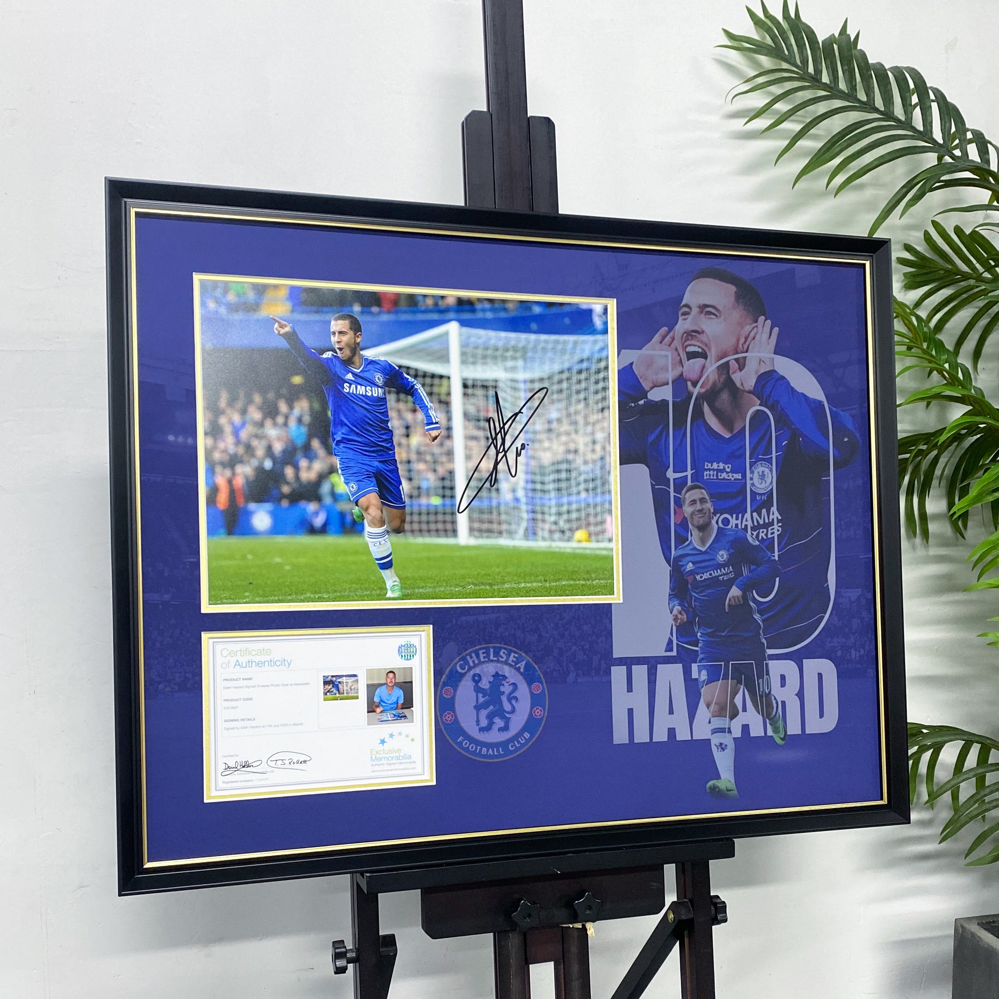 Eden Hazard Chelsea Signed Photo Framing