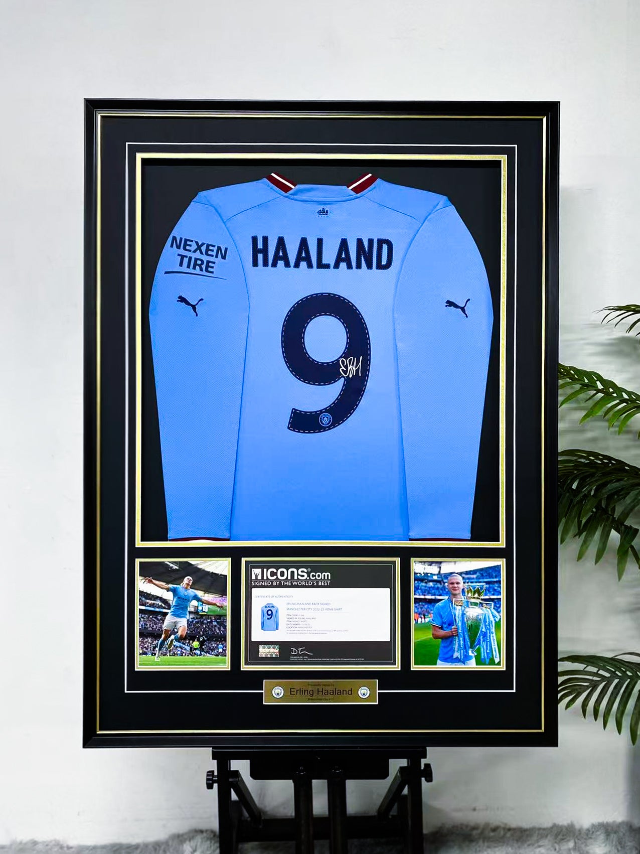 Erling Haaland Signed Man City Framed Jersey