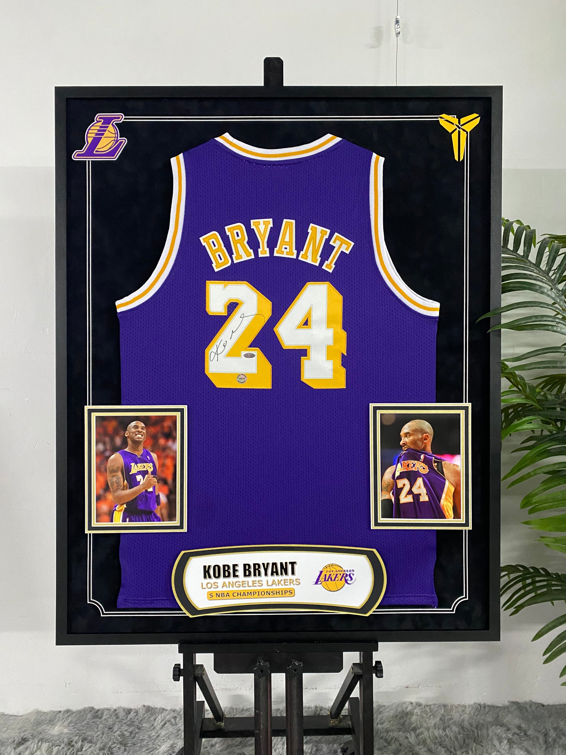 Kobe Bryant Los Angeles Lakers Signed Jersey Framed