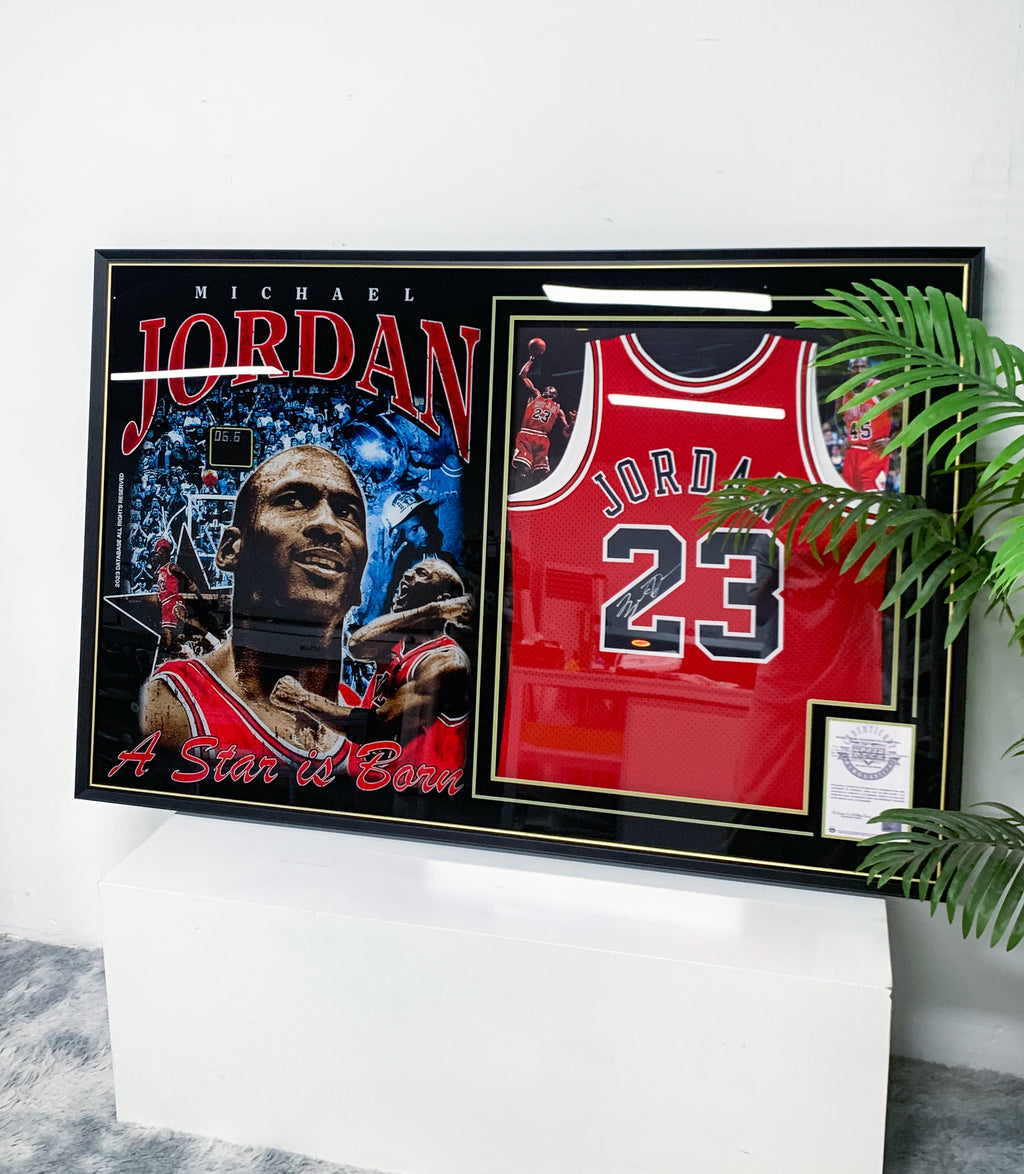 Michael Jordan Chicago Bulls Autographed Jersey Framed