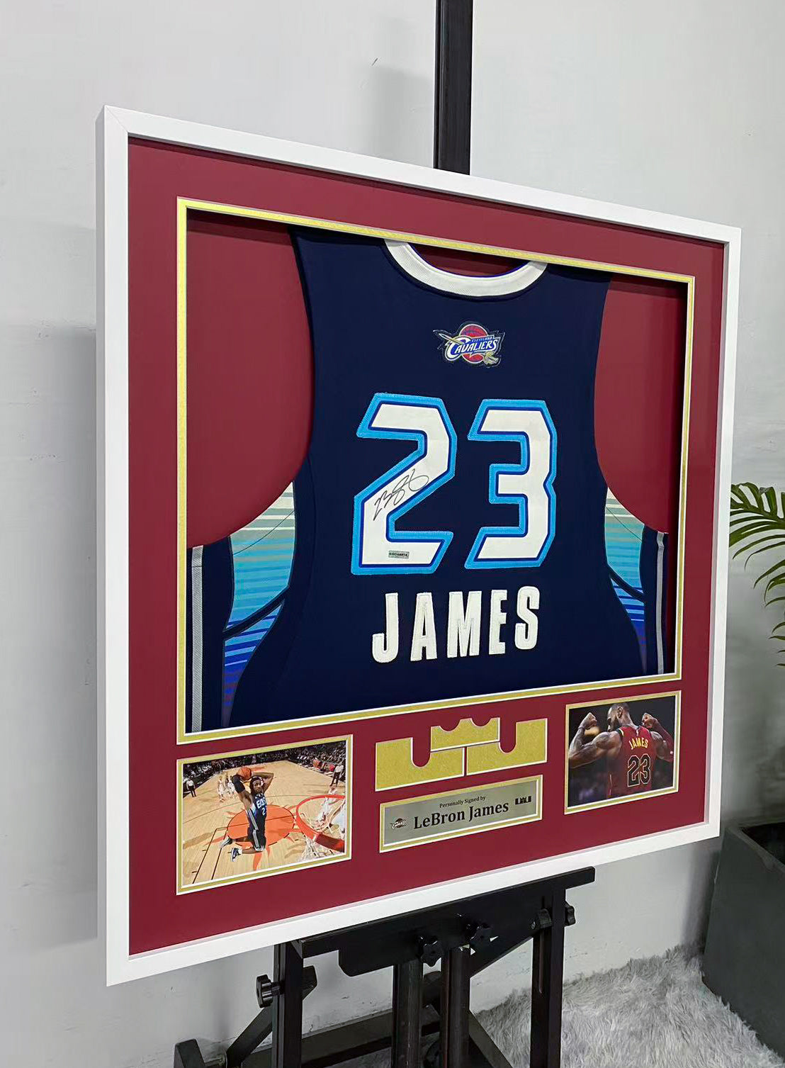 LeBron James Cleveland Cavaliers 23 Signed Navy Blue Jersey Display Frame