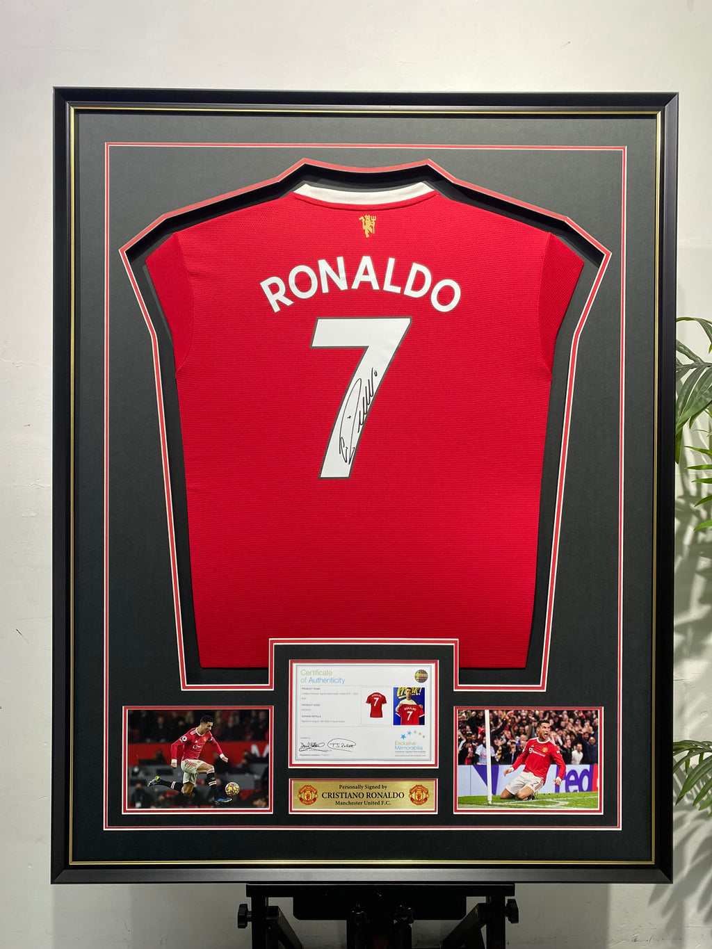 Cristiano Ronaldo Manchester United Home Autographed Jersey Framing